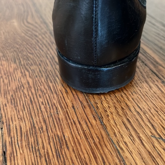 Fratelli Rossetti black leather Chelsea wingtip booties. Size 37 (US 7) - Picture 3 of 5